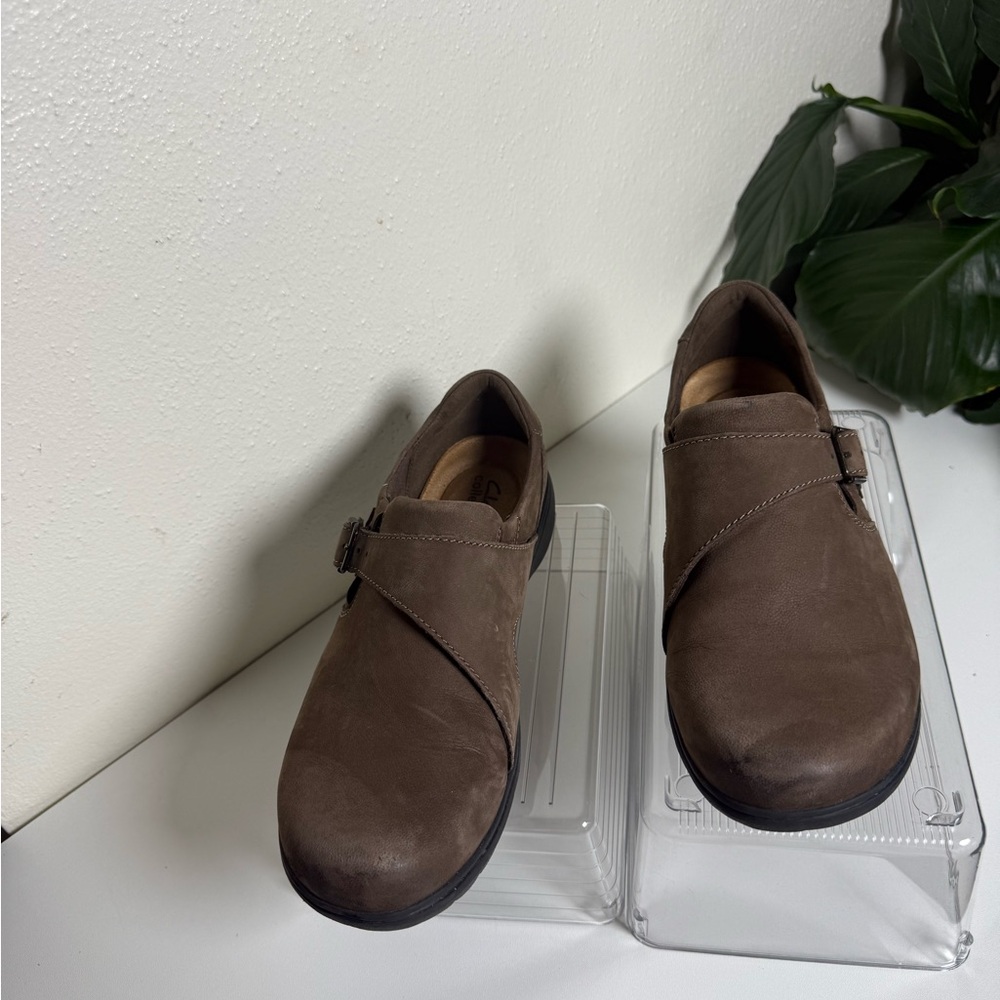 Clarks women Brown Leather Loafers - Picture 4 of 10